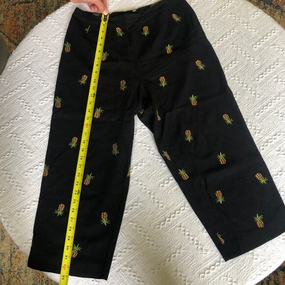 Y2K Plaza South Petite 10 Pineapple Embroidered Linen-Blend 2Pc Set Tank & Capri - Picture 9 of 14